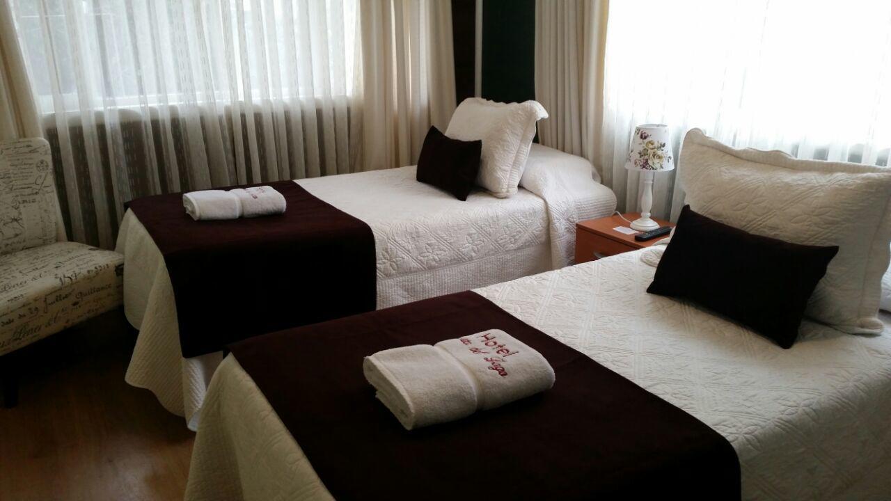 Hotel Puerta Del Lago Puerto Varas Exteriör bild