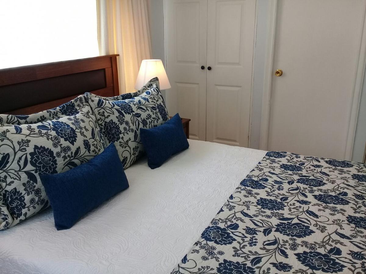 Hotel Puerta Del Lago Puerto Varas Exteriör bild